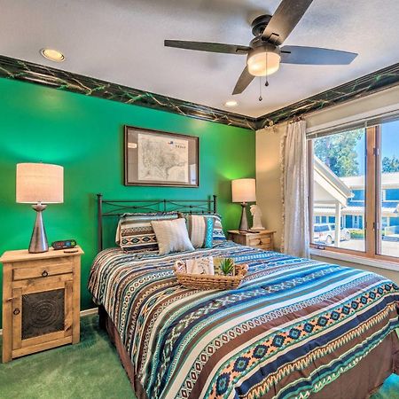 Eclectic Home With Deck 4 Miles To Ski Cloudcroft! Exterior foto
